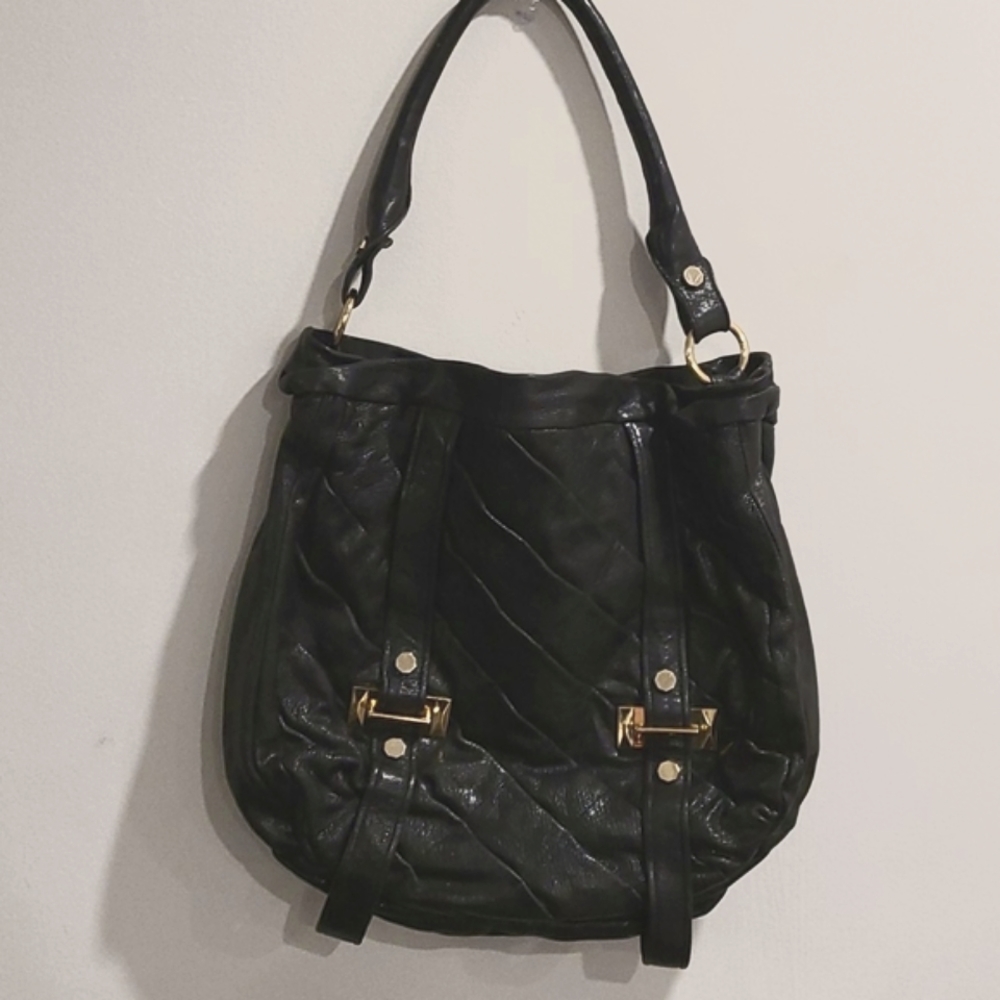 Treejse large leather shoulder bag like new condition
